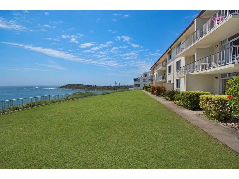 2/1 Queen Street, Yamba NSW 2464