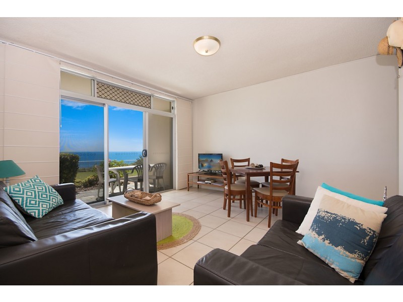 2/1 Queen Street, Yamba NSW 2464