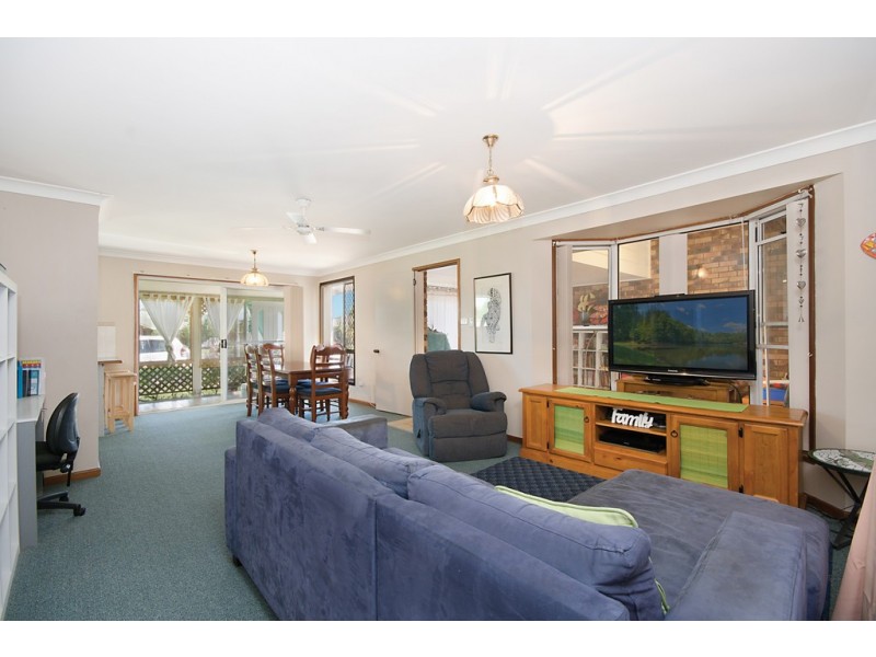2/47 Melaleuca Drive, Yamba NSW 2464