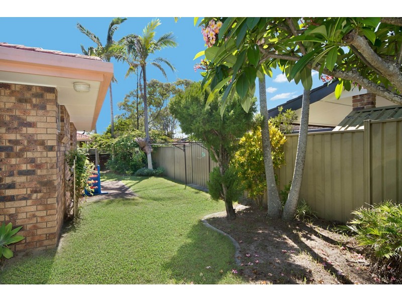 2/47 Melaleuca Drive, Yamba NSW 2464