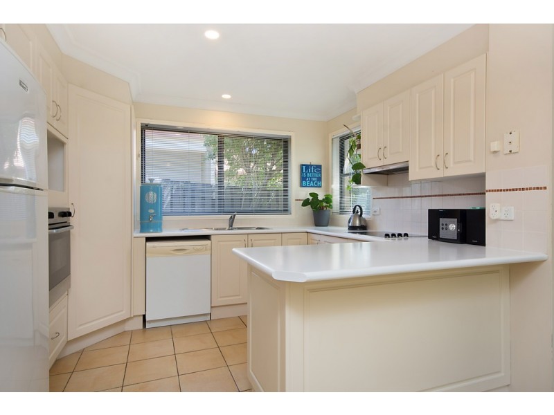 38 Oceania Court, Yamba NSW 2464