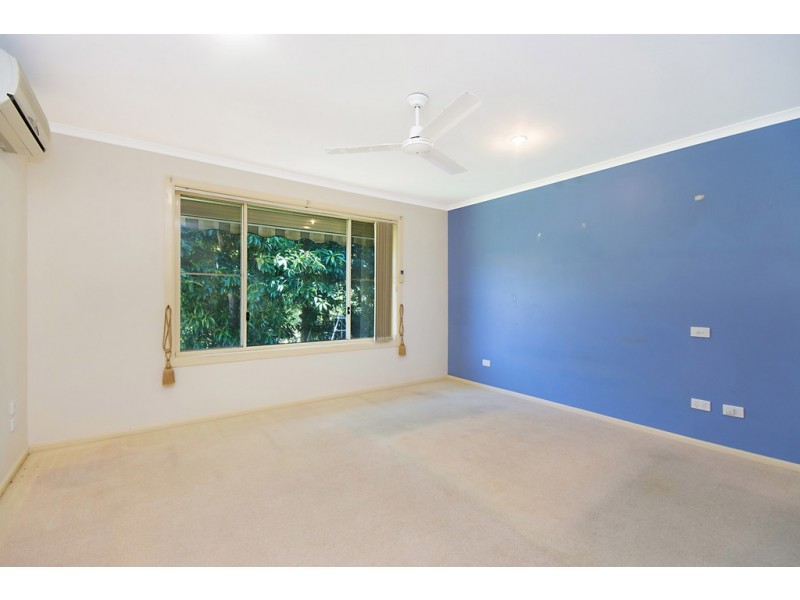 276 Yamba Road, Yamba NSW 2464