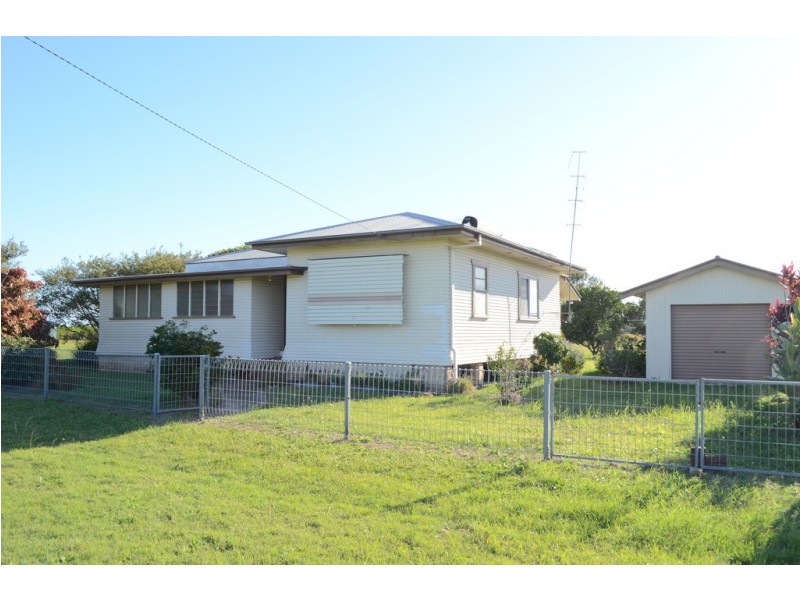 147 School Road, Palmers Island NSW 2463