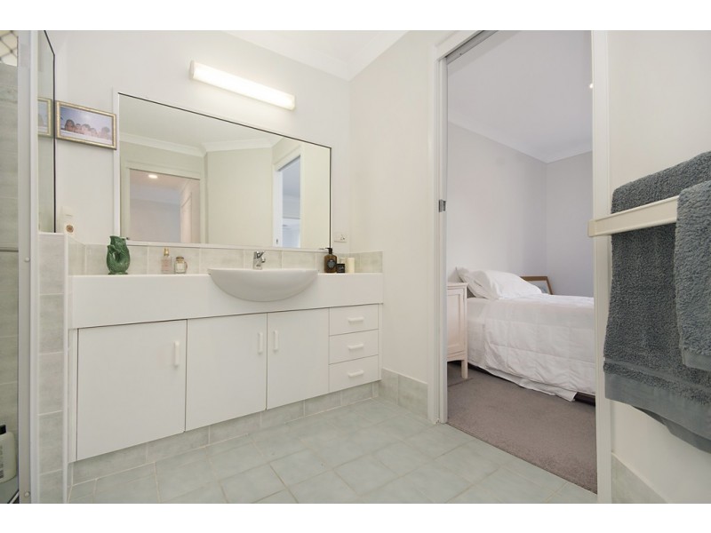 6/17a Beach Street, Yamba NSW 2464