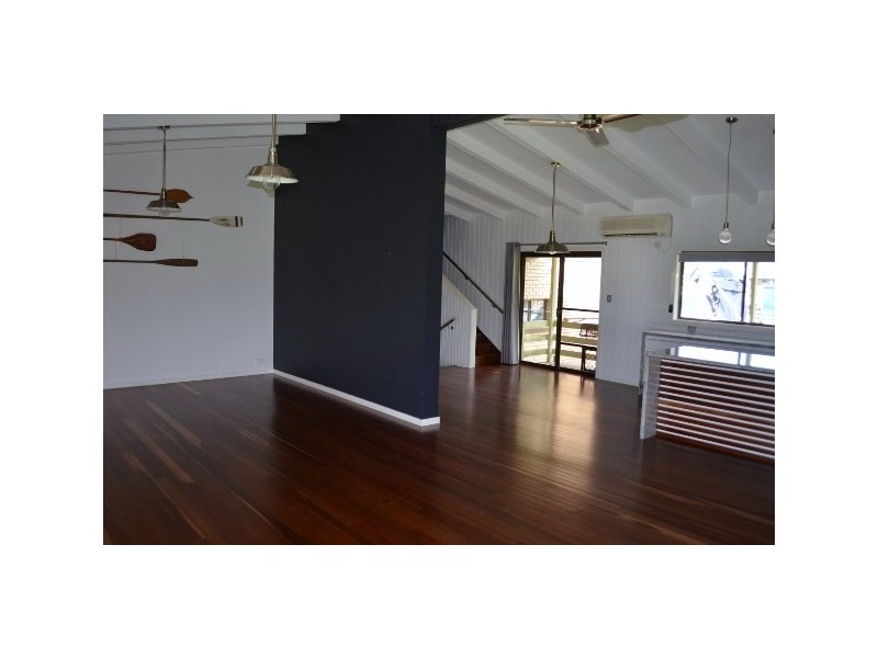 2 Gordon Street, Palmers Island NSW 2463