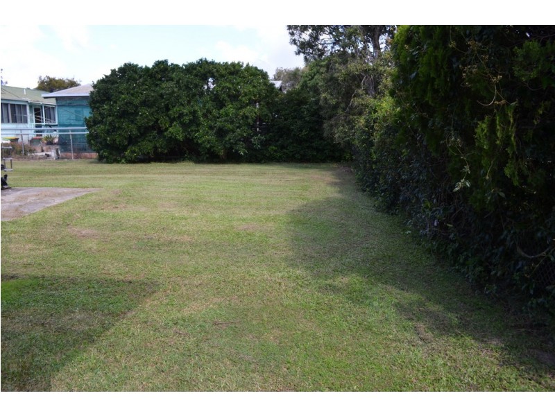 2 Gordon Street, Palmers Island NSW 2463