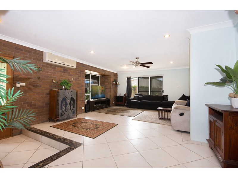 2 Banksia Place, Yamba NSW 2464