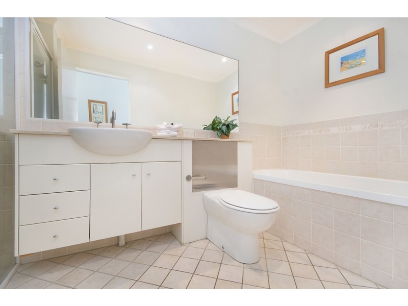21/4 Queen Street, Yamba NSW 2464