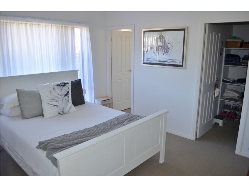 1 Bessy Close, Yamba NSW 2464