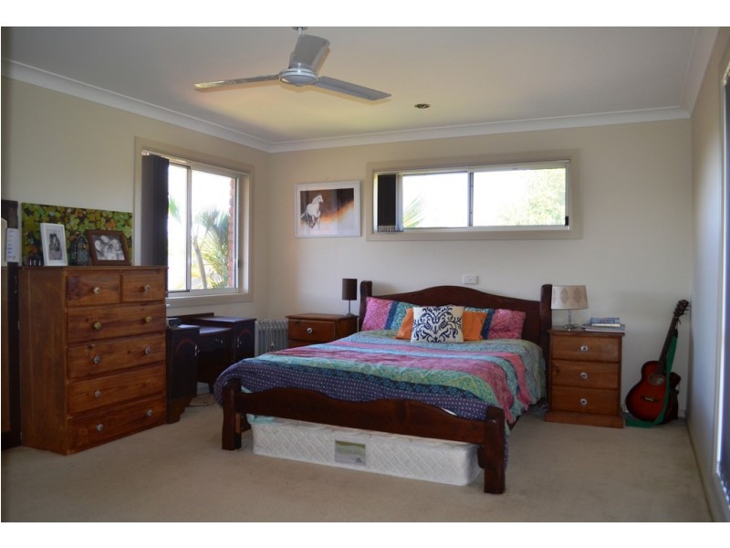 2 Banksia Place, Yamba NSW 2464