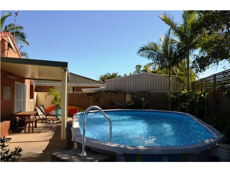 2 Banksia Place, Yamba NSW 2464