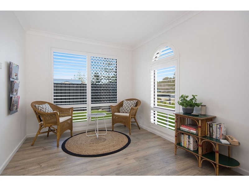 2/10 River Street, Yamba NSW 2464