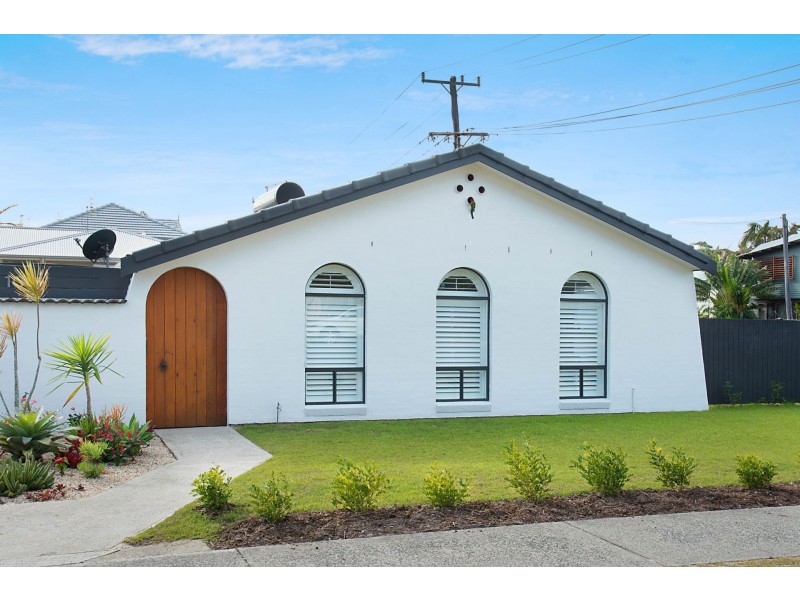 2/10 River Street, Yamba NSW 2464