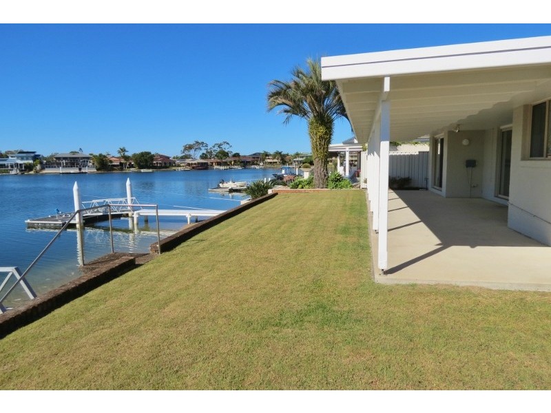 22 Acacia Circuit, Yamba NSW 2464