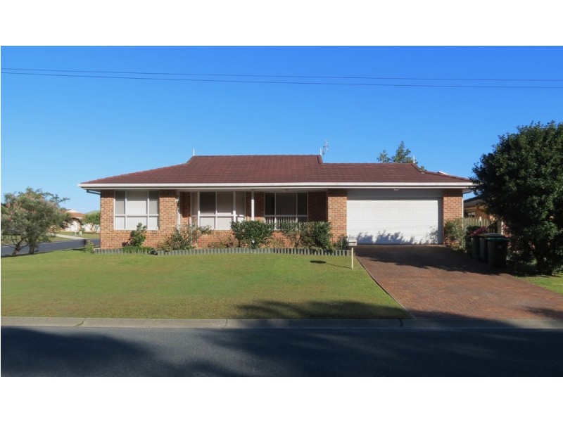 21 Shores Drive, Yamba NSW 2464