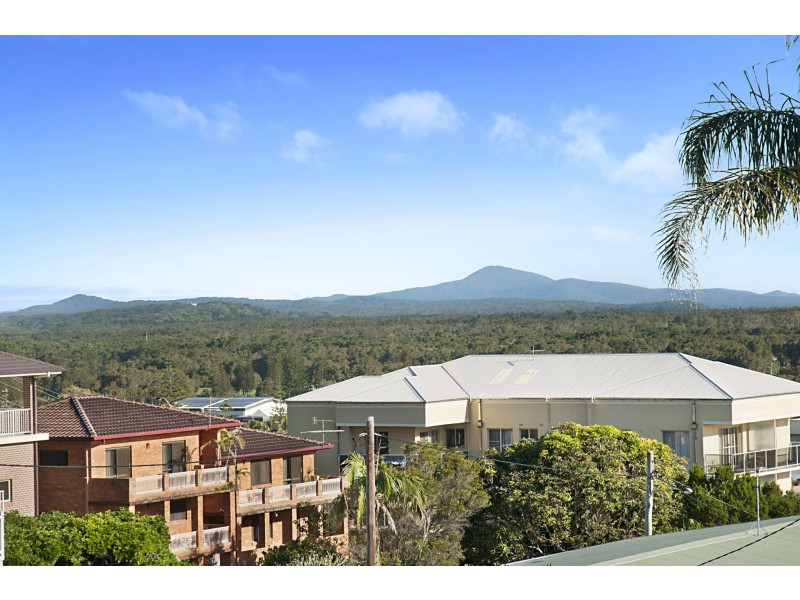 2/8 Clarence street, Yamba NSW 2464