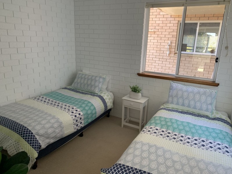 2/8 Clarence street, Yamba NSW 2464