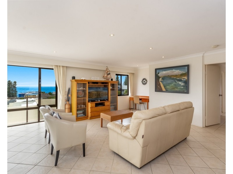 6/20 – 22 Queen Street, Yamba NSW 2464