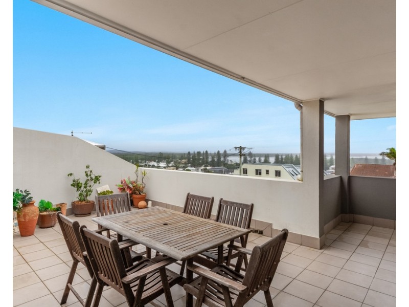 6/20 – 22 Queen Street, Yamba NSW 2464
