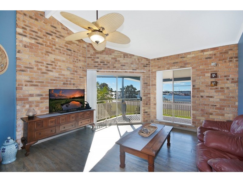 52 Yamba Road, Yamba NSW 2464