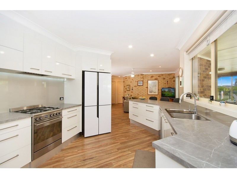 4 Quarrion Place, Gulmarrad NSW 2463