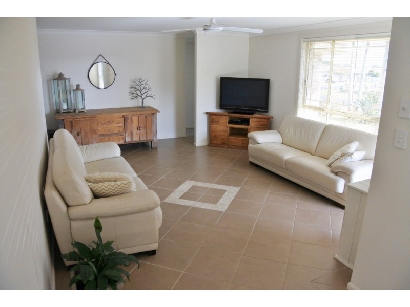 1/5 Kookaburra Court, Yamba NSW 2464