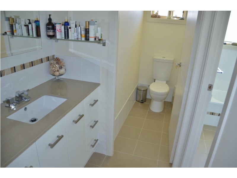 1/5 Kookaburra Court, Yamba NSW 2464