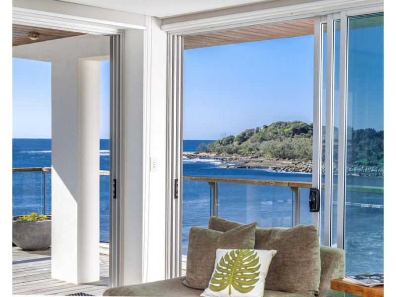 2/6 Ocean Street, Yamba NSW 2464