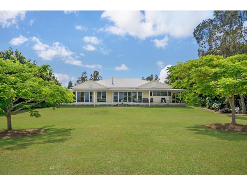 253 School Road, Palmers Island NSW 2463