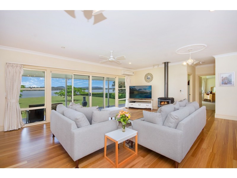 253 School Road, Palmers Island NSW 2463