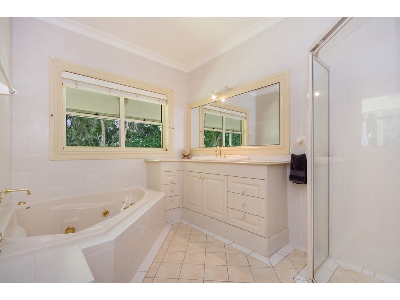 253 School Road, Palmers Island NSW 2463