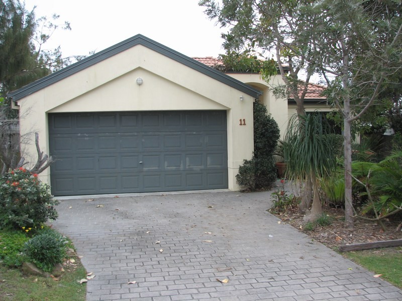 11 Beachside Way, Yamba NSW 2464