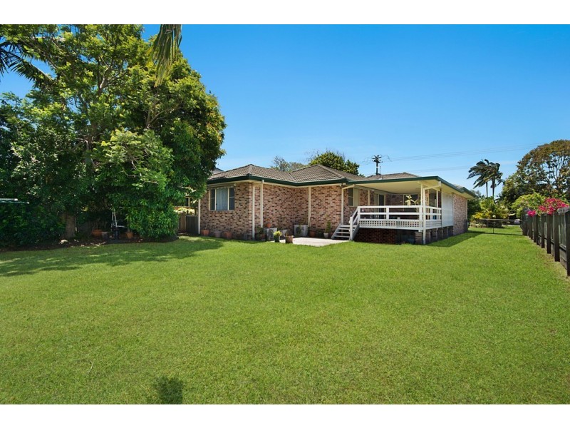 276 Yamba Road, Yamba NSW 2464