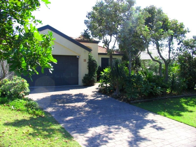 11 Beachside Way, Yamba NSW 2464