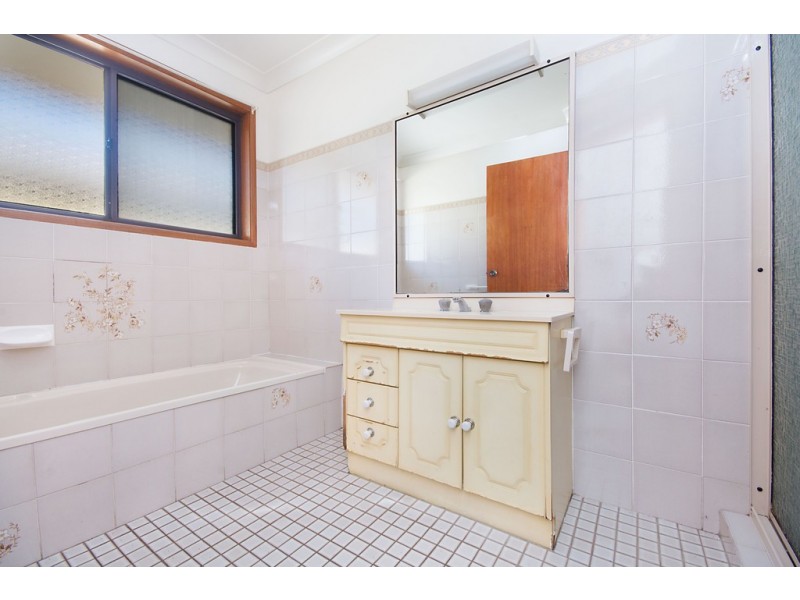 24 Telopea Avenue, Yamba NSW 2464