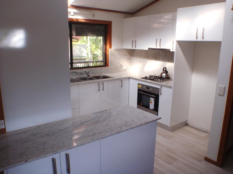 19 Young Street, Wooloweyah NSW 2464