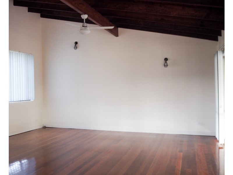 2a Dalley Street, Palmers Island NSW 2463