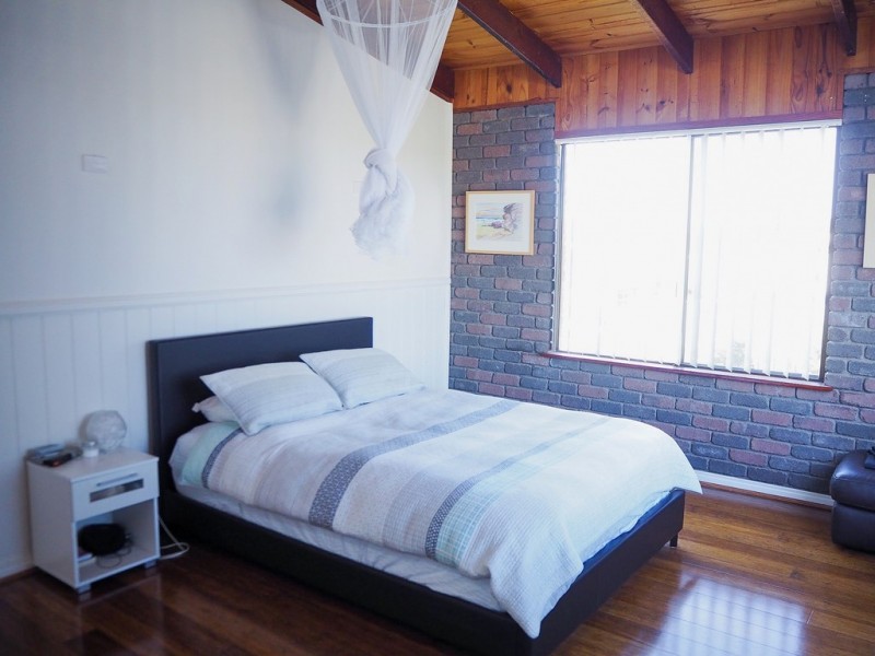 2a Dalley Street, Palmers Island NSW 2463