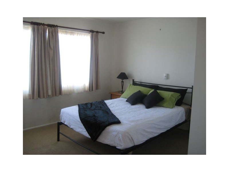 15 Endeavour Street, Yamba NSW 2464