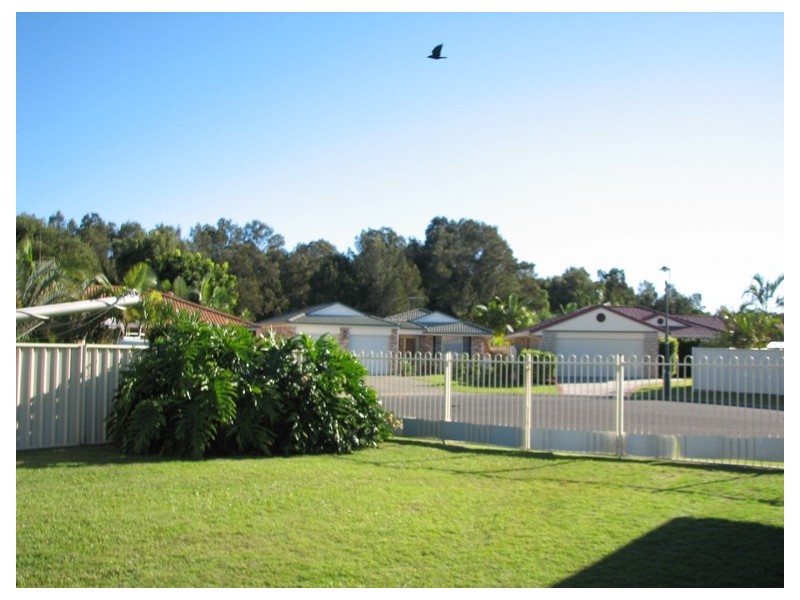 27 Harold Tory Drive, Yamba NSW 2464