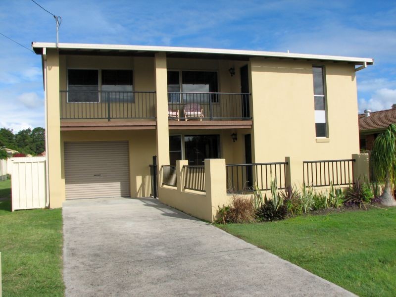 246 Yamba Road, Yamba NSW 2464