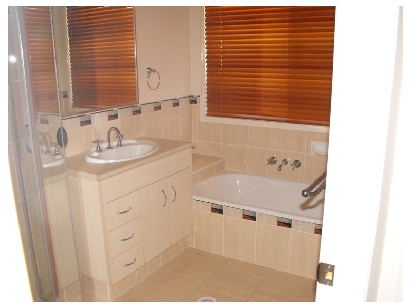 4 Newport Island Circuit, Yamba NSW 2464