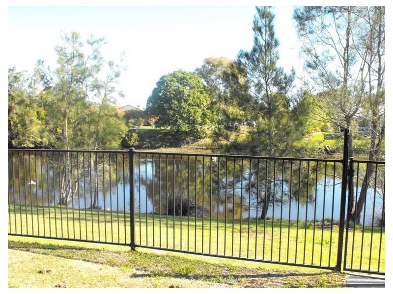 4 Newport Island Circuit, Yamba NSW 2464