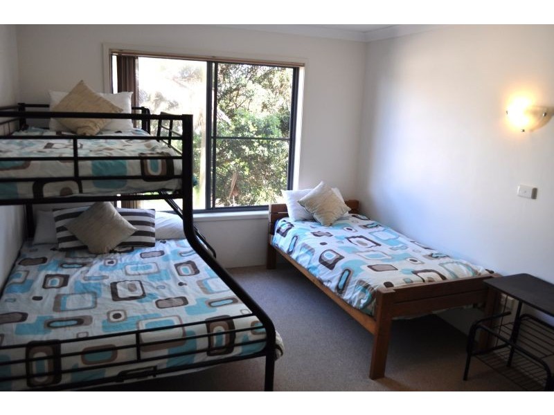 4/12  Pacific Parade, Yamba NSW 2464