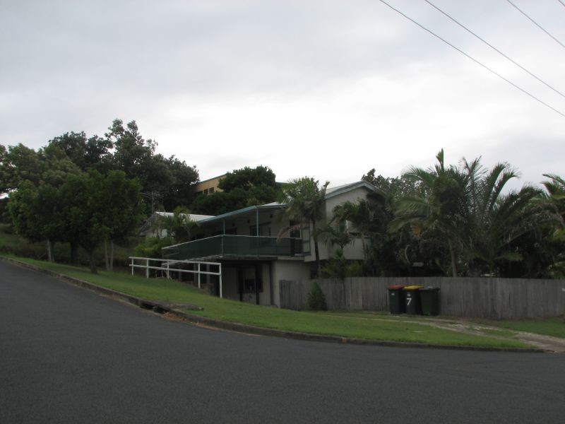 1 / 2 Harwood St, Yamba NSW 2464