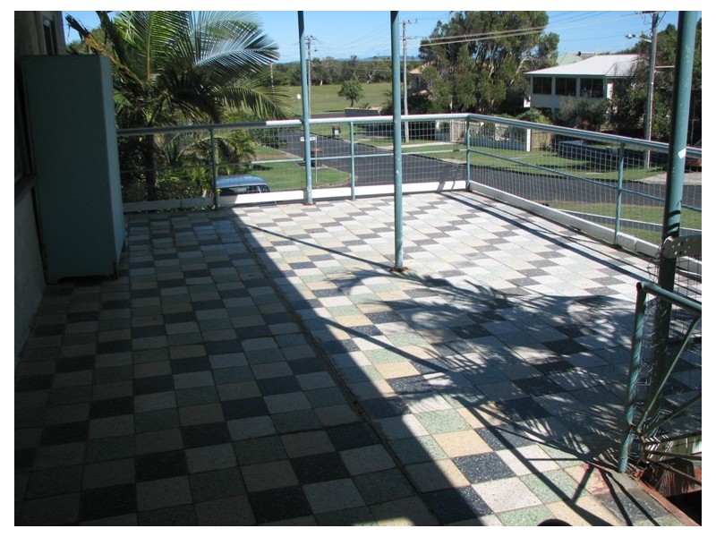 1 / 2 Harwood St, Yamba NSW 2464