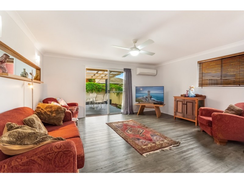 2/13 Roseland Avenue, Yamba NSW 2464