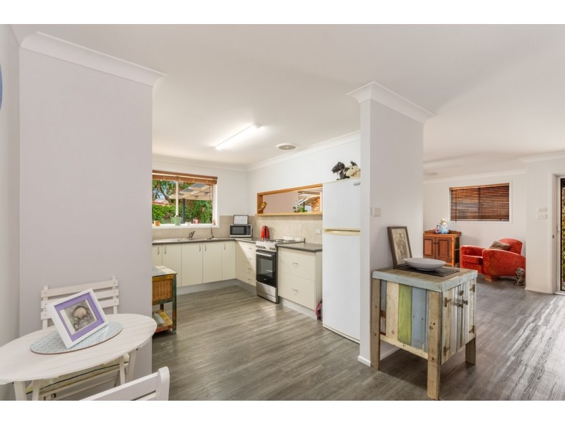 2/13 Roseland Avenue, Yamba NSW 2464