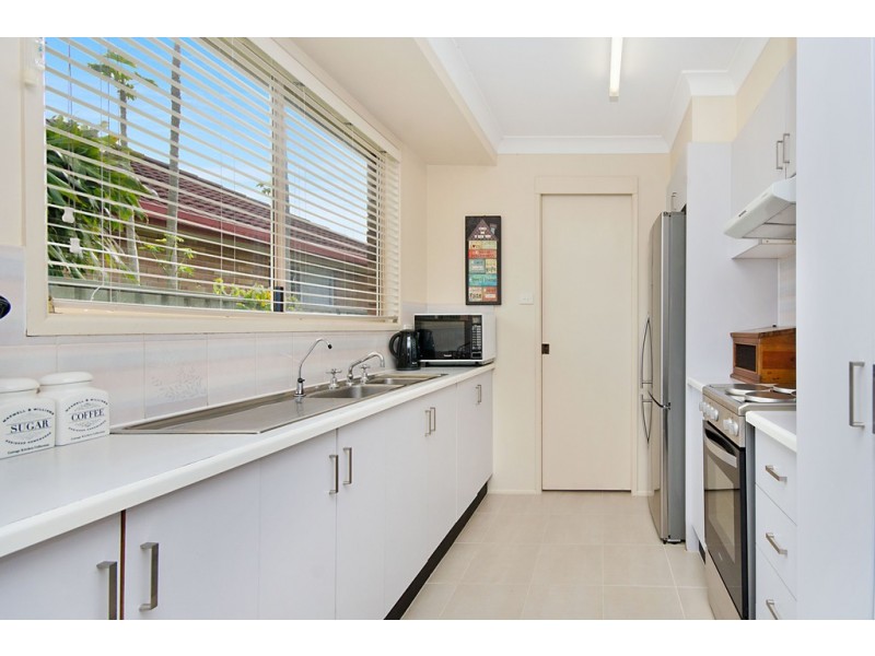 1/4 Toona Place, Yamba NSW 2464