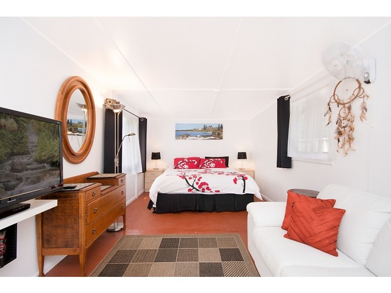 11 Claude Street, Yamba NSW 2464